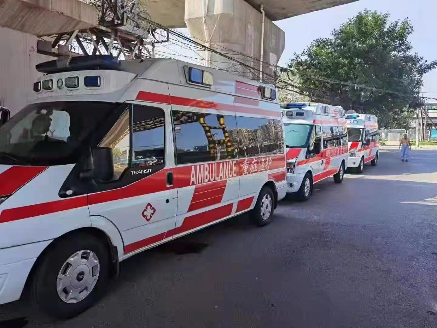 界首市救护车出租